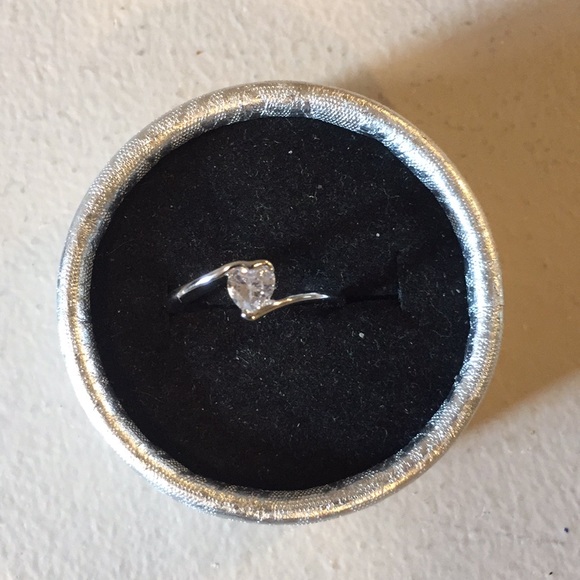 Stamped 925 Silver .5 ct Sapphire heart Size8 RING - Picture 5 of 5